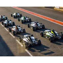 Stage de pilotage monoplace : 6 à 8 tours sur circuit en Formule 4 Tatuus - Coffret Cadeau Sport & Aventure