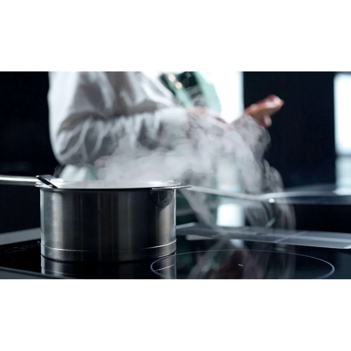 Table induction aspirante SPI2847BH Piano