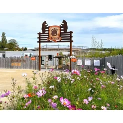 Tanière Zoo Refuge : visite guidée VIP à la découverte des animaux pour 2 personnes - Coffret Cadeau Multi-thèmes