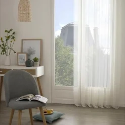 Voilage fin uni à &oelig;illets MOLY