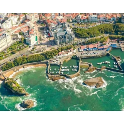 Vol en hélicoptère de 20 min au-dessus de Biarritz et du littoral basque - Coffret Cadeau Sport & Aventure