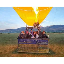 Vol en montgolfière pour 2 au-dessus des Pyrénées le week-end - Coffret Cadeau Sport & Aventure